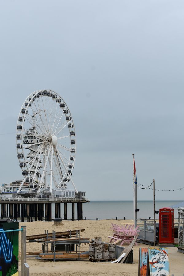 Nordsee mit Fähre Hallig Hooge im Hintergrund