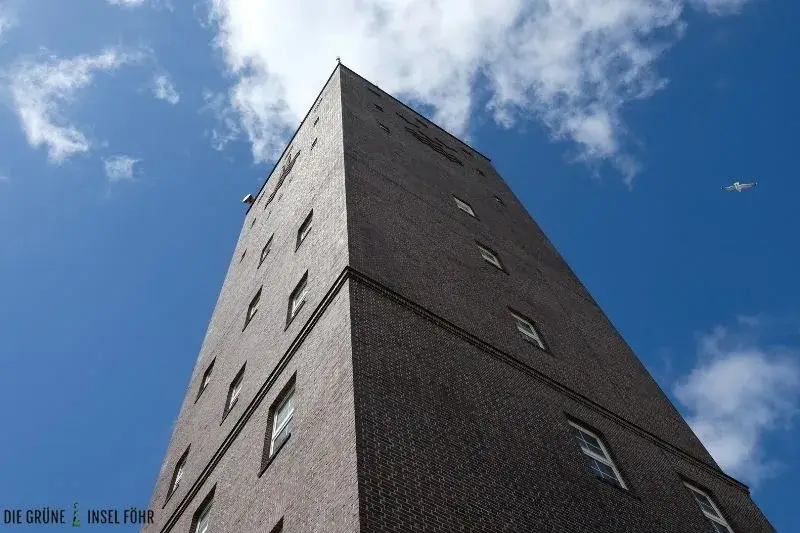 Der 46 Meter hohe Wasserturm auf Norderney.