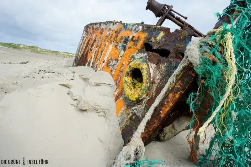 Das Bootswrack Pionier auf Norderney.